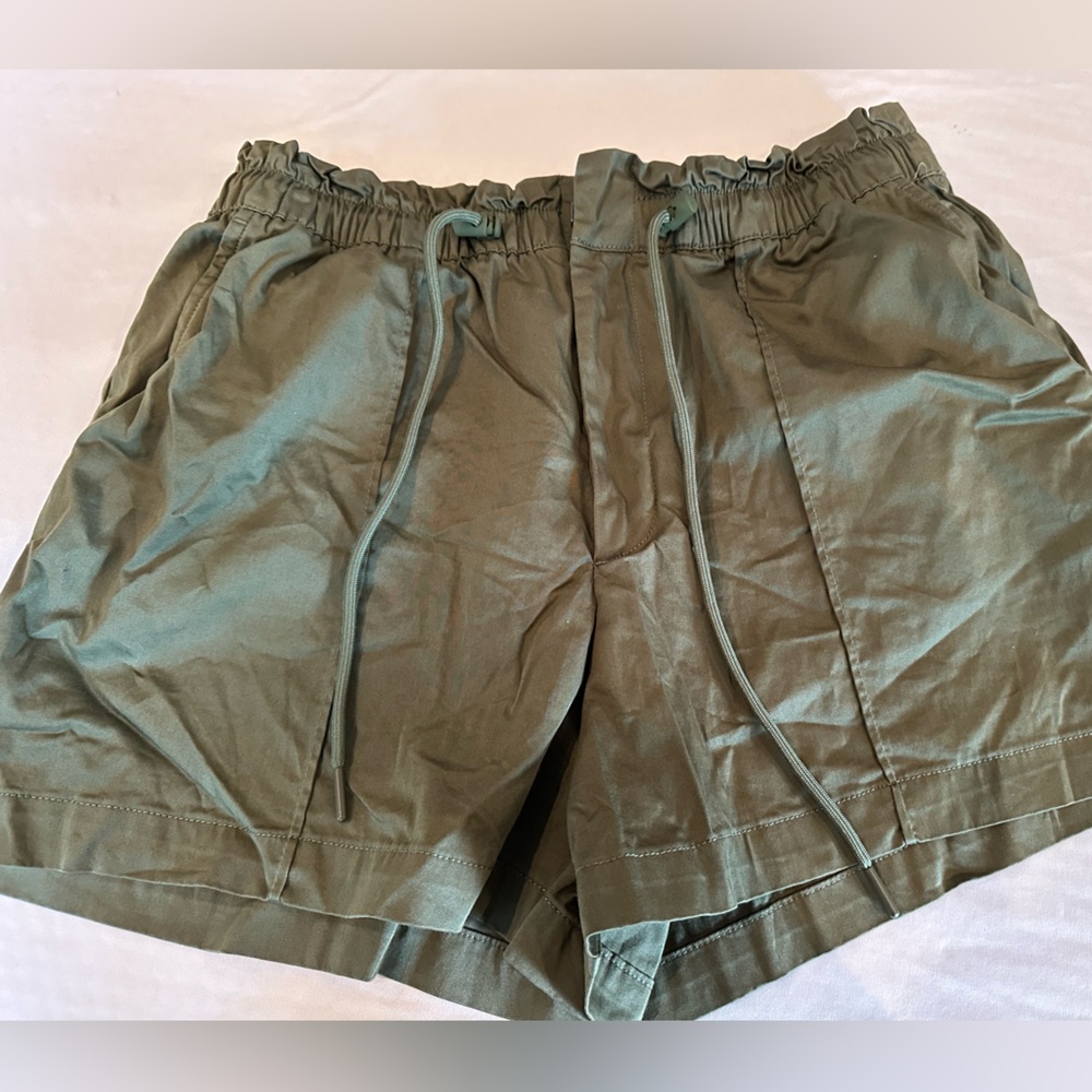 Gap medium cargo short
